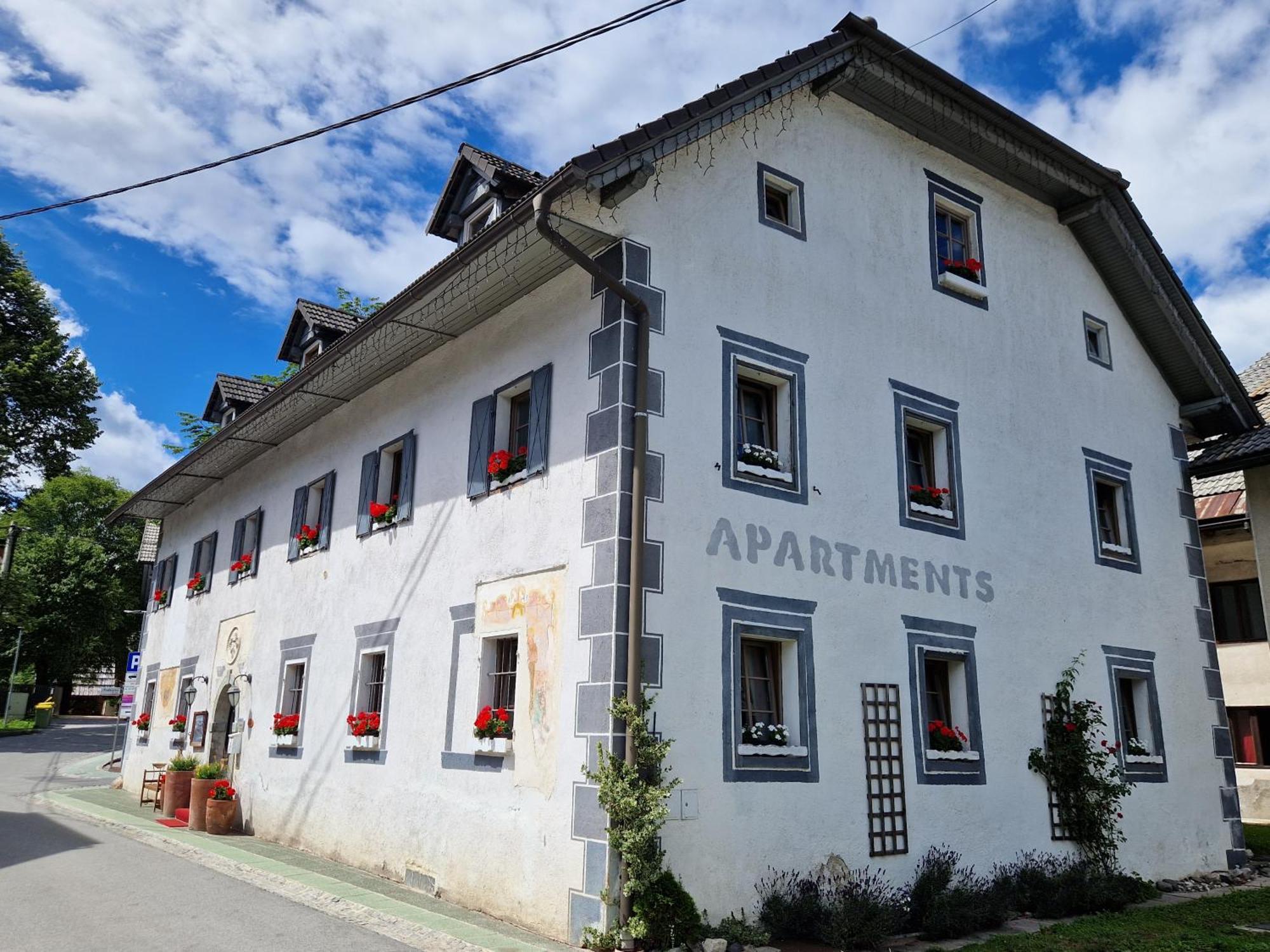 Apartments Belopeski Dvori Kranjska Gora Εξωτερικό φωτογραφία